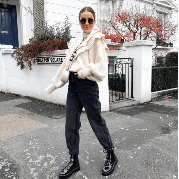 NWT H&M | Flounced Rib-Knit Sweater - Picture 4 of 11